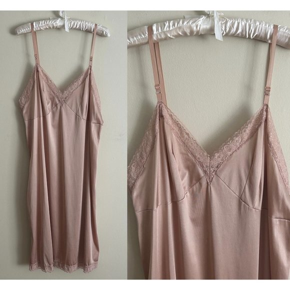 vassarette Intimates & Sleepwear Vintage Champagne Full Slip Dress